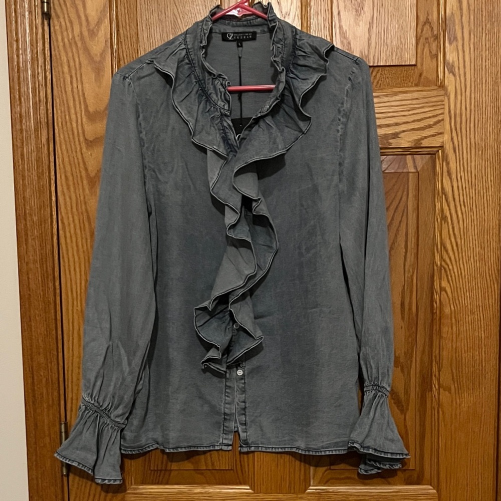 NWT Blue Ruffled Button Down Shirt Size L